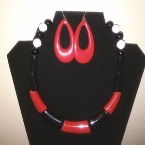 Necklace & Earrings